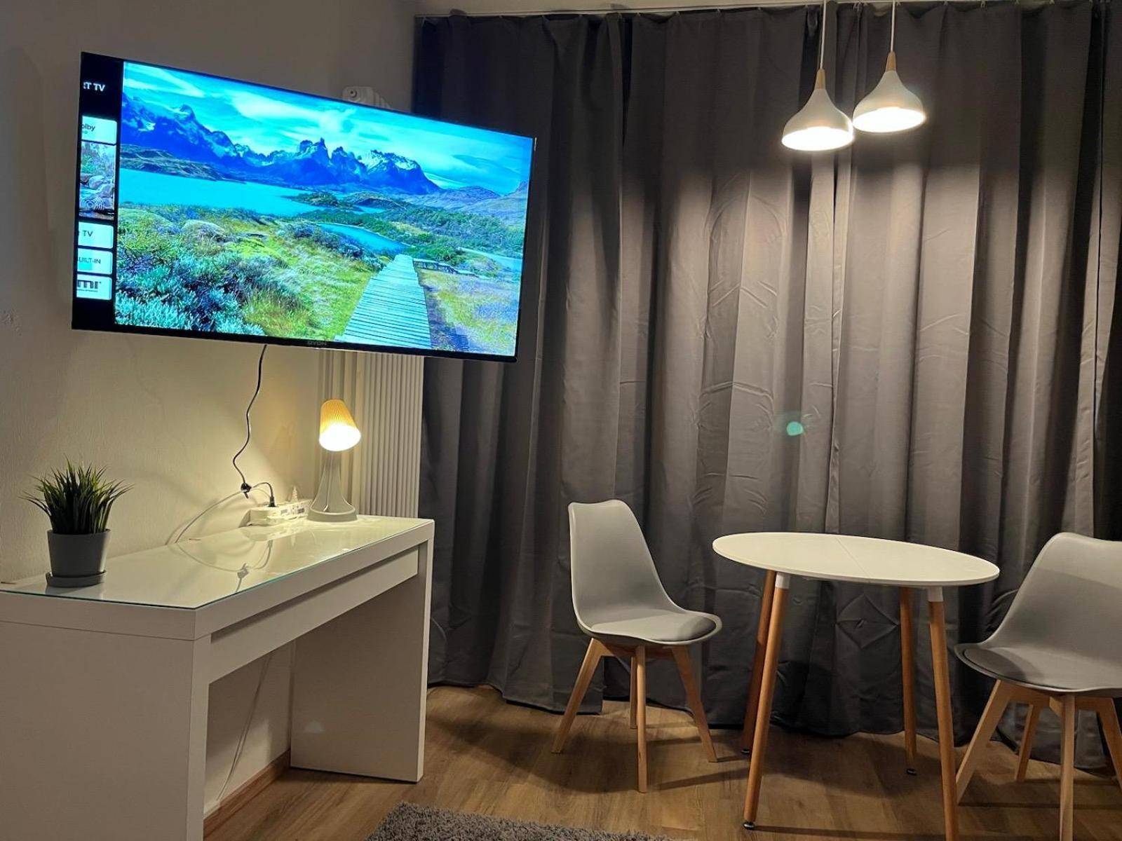 Studio Am Waldschloesschen Mit Kueche Und Netflix Dresde Extérieur photo